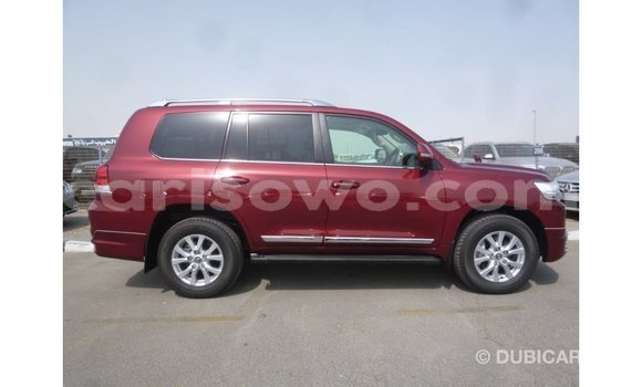 Buy Import Toyota Land Cruiser Other Car in Import - Dubai in Benign Buy Import Toyota Land Cruiser Other Car in Import - Dubai in Benign