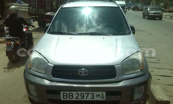 Ra Àlòkù Toyota RAV4 Silver Ọkọ̀ in Cotonou ni Benin Ra Àlòkù Toyota RAV4 Silver Ọkọ̀ in Cotonou ni Benin