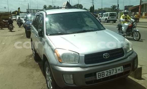 Ra Àlòkù Toyota RAV4 Silver Ọkọ̀ in Cotonou ni Benin Ra Àlòkù Toyota RAV4 Silver Ọkọ̀ in Cotonou ni Benin