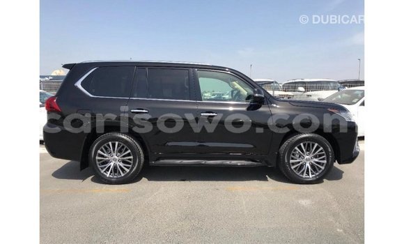 Sayi Imported Lexus LX Black Mota in Import - Dubai a Benin Sayi Imported Lexus LX Black Mota in Import - Dubai a Benin