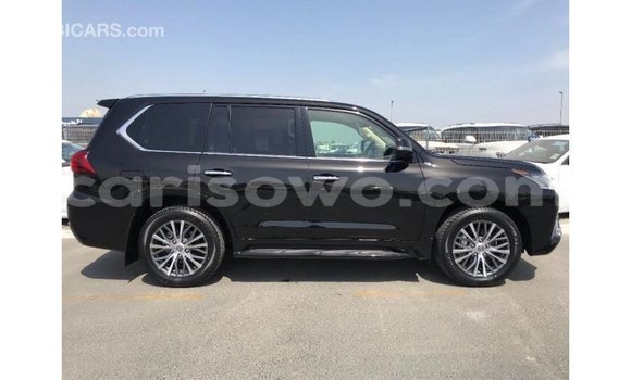 Sayi Imported Lexus LX Black Mota in Import - Dubai a Benin Sayi Imported Lexus LX Black Mota in Import - Dubai a Benin