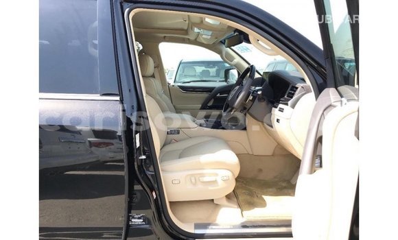 Sayi Imported Lexus LX Black Mota in Import - Dubai a Benin Sayi Imported Lexus LX Black Mota in Import - Dubai a Benin