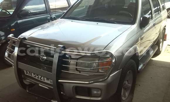 Ra Àlòkù Nissan Pathfinder Silver Ọkọ̀ in Cotonou ni Benin Ra Àlòkù Nissan Pathfinder Silver Ọkọ̀ in Cotonou ni Benin