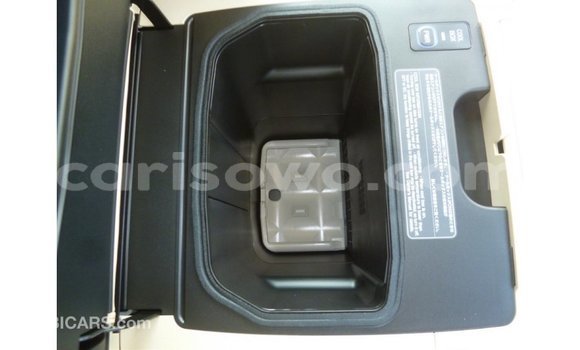 Acheter Import Voiture Lexus LX Noir à Import - Dubai, Benin Acheter Import Voiture Lexus LX Noir à Import - Dubai, Benin