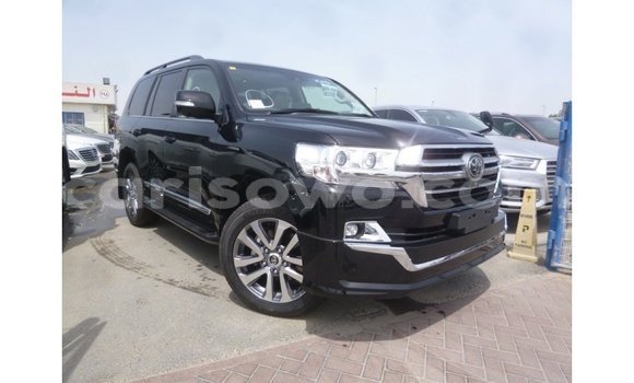 Sayi Imported Toyota Land Cruiser Black Mota in Import - Dubai a Benin Sayi Imported Toyota Land Cruiser Black Mota in Import - Dubai a Benin