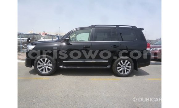 Sayi Imported Toyota Land Cruiser Black Mota in Import - Dubai a Benin Sayi Imported Toyota Land Cruiser Black Mota in Import - Dubai a Benin