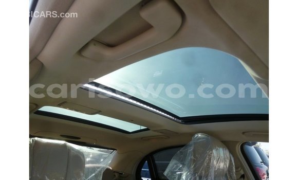 Buy Import Mercedes-Benz 190 White Car in Import - Dubai in Benign Buy Import Mercedes-Benz 190 White Car in Import - Dubai in Benign