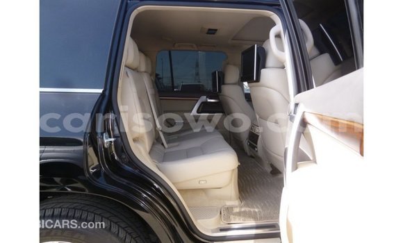 Ra Imported Toyota Land Cruiser Black Ọkọ̀ in Import - Dubai ni Benin Ra Imported Toyota Land Cruiser Black Ọkọ̀ in Import - Dubai ni Benin