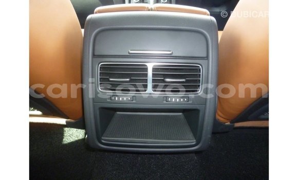 Acheter Import Voiture Volkswagen Touareg Marron à Import - Dubai, Benin Acheter Import Voiture Volkswagen Touareg Marron à Import - Dubai, Benin