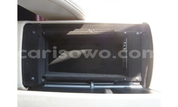 Ra Imported Mercedes-Benz 190 Blue Ọkọ̀ in Import - Dubai ni Benin Ra Imported Mercedes-Benz 190 Blue Ọkọ̀ in Import - Dubai ni Benin