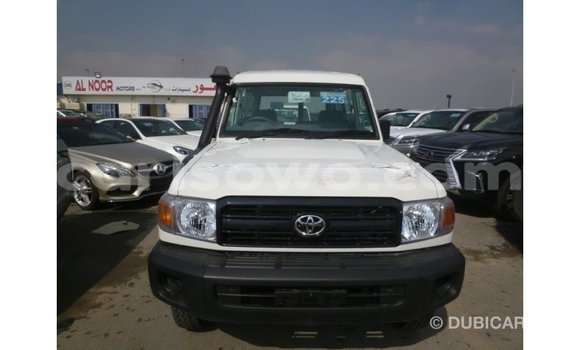Buy Import Toyota Land Cruiser White Car in Import - Dubai in Benign Buy Import Toyota Land Cruiser White Car in Import - Dubai in Benign