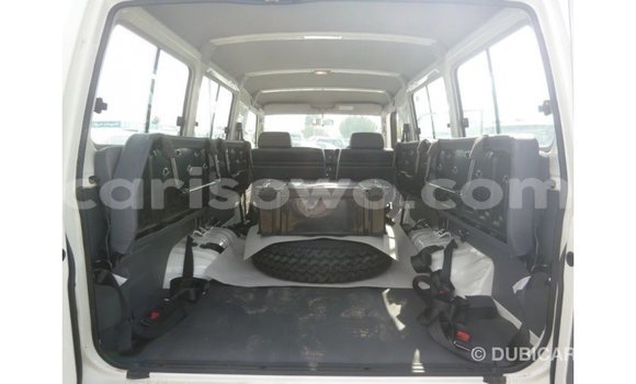 Buy Import Toyota Land Cruiser White Car in Import - Dubai in Benign Buy Import Toyota Land Cruiser White Car in Import - Dubai in Benign