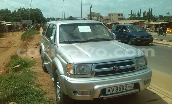 Ra Àlòkù Toyota 4Runner Silver Ọkọ̀ in Abomey Calavi ni Benin Ra Àlòkù Toyota 4Runner Silver Ọkọ̀ in Abomey Calavi ni Benin