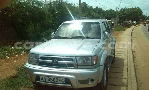 Ra Àlòkù Toyota 4Runner Silver Ọkọ̀ in Abomey Calavi ni Benin Ra Àlòkù Toyota 4Runner Silver Ọkọ̀ in Abomey Calavi ni Benin
