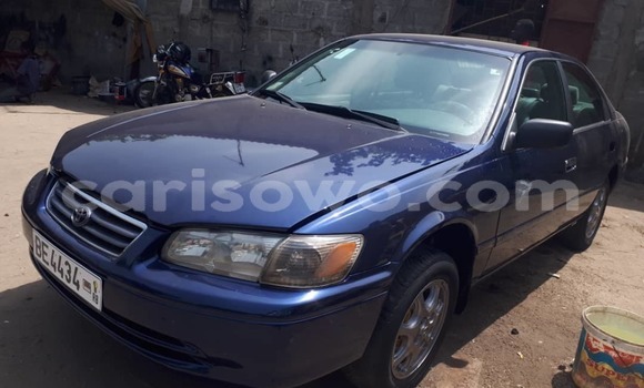 Ra Àlòkù Toyota Camry Blue Ọkọ̀ in Cotonou ni Benin Ra Àlòkù Toyota Camry Blue Ọkọ̀ in Cotonou ni Benin