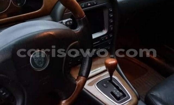 Ra Àlòkù Jaguar X–Type Black Ọkọ̀ in Cotonou ni Benin Ra Àlòkù Jaguar X–Type Black Ọkọ̀ in Cotonou ni Benin
