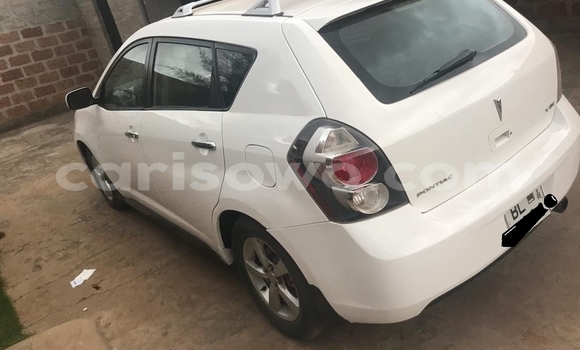 Ra Àlòkù Pontiac Vibe funfun Ọkọ̀ in Cotonou ni Benin Ra Àlòkù Pontiac Vibe funfun Ọkọ̀ in Cotonou ni Benin
