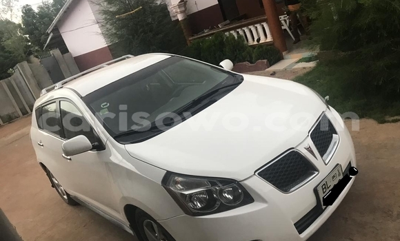 Ra Àlòkù Pontiac Vibe funfun Ọkọ̀ in Cotonou ni Benin Ra Àlòkù Pontiac Vibe funfun Ọkọ̀ in Cotonou ni Benin