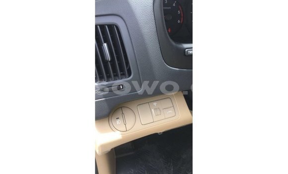 Ra Imported Hyundai Chorus funfun Ọkọ̀ akẹ́rù ńlá in Import - Dubai ni Benin Ra Imported Hyundai Chorus funfun Ọkọ̀ akẹ́rù ńlá in Import - Dubai ni Benin