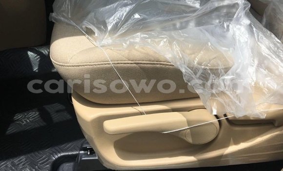 Ra Imported Hyundai Chorus funfun Ọkọ̀ akẹ́rù ńlá in Import - Dubai ni Benin Ra Imported Hyundai Chorus funfun Ọkọ̀ akẹ́rù ńlá in Import - Dubai ni Benin