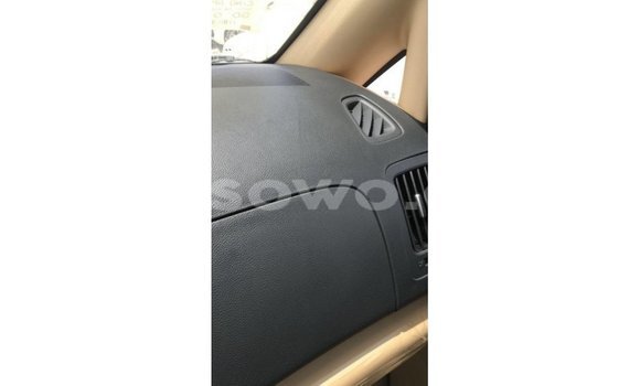 Ra Imported Hyundai Chorus funfun Ọkọ̀ akẹ́rù ńlá in Import - Dubai ni Benin Ra Imported Hyundai Chorus funfun Ọkọ̀ akẹ́rù ńlá in Import - Dubai ni Benin