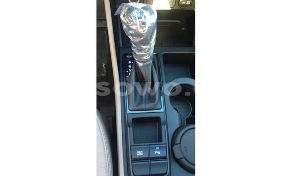 Ra Imported Hyundai Tucson funfun Ọkọ̀ in Import - Dubai ni Benin Ra Imported Hyundai Tucson funfun Ọkọ̀ in Import - Dubai ni Benin