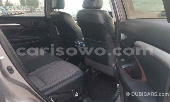 Buy Import Toyota Highlander Other Car in Import - Dubai in Benign Buy Import Toyota Highlander Other Car in Import - Dubai in Benign