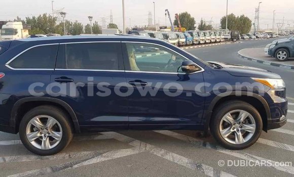 Sayi Imported Toyota Highlander Blue Mota in Import - Dubai a Benin Sayi Imported Toyota Highlander Blue Mota in Import - Dubai a Benin
