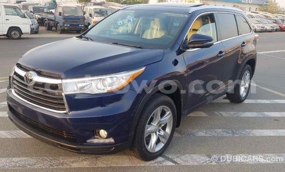 Sayi Imported Toyota Highlander Blue Mota in Import - Dubai a Benin Sayi Imported Toyota Highlander Blue Mota in Import - Dubai a Benin