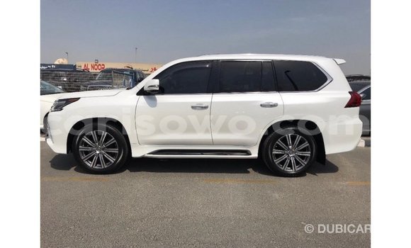 Ra Imported Lexus LX funfun Ọkọ̀ in Import - Dubai ni Benin Ra Imported Lexus LX funfun Ọkọ̀ in Import - Dubai ni Benin
