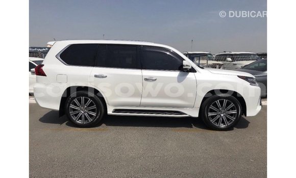 Ra Imported Lexus LX funfun Ọkọ̀ in Import - Dubai ni Benin Ra Imported Lexus LX funfun Ọkọ̀ in Import - Dubai ni Benin