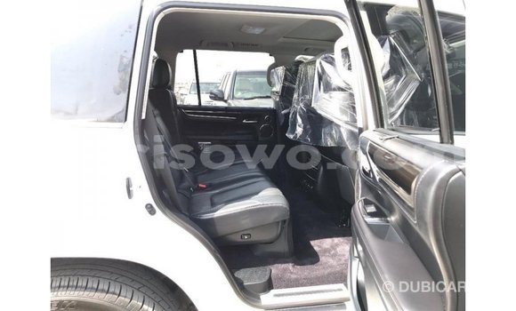 Ra Imported Lexus LX funfun Ọkọ̀ in Import - Dubai ni Benin Ra Imported Lexus LX funfun Ọkọ̀ in Import - Dubai ni Benin