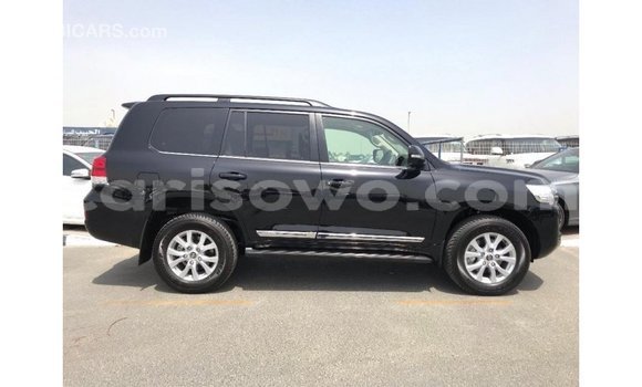Ra Imported Toyota Land Cruiser Black Ọkọ̀ in Import - Dubai ni Benin Ra Imported Toyota Land Cruiser Black Ọkọ̀ in Import - Dubai ni Benin