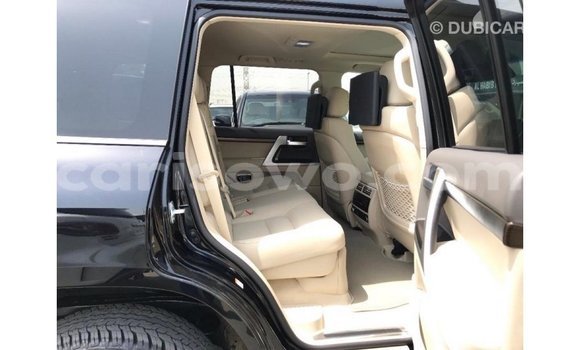 Ra Imported Toyota Land Cruiser Black Ọkọ̀ in Import - Dubai ni Benin Ra Imported Toyota Land Cruiser Black Ọkọ̀ in Import - Dubai ni Benin