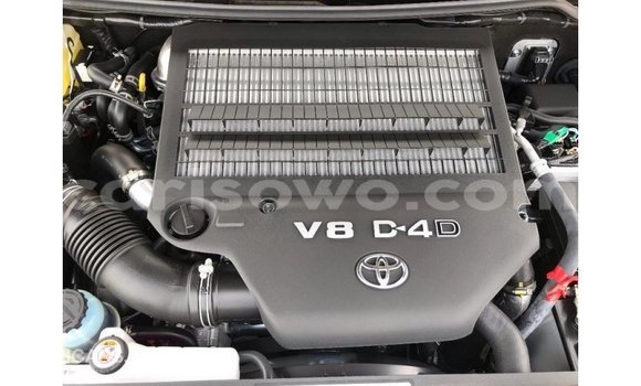 Ra Imported Toyota Land Cruiser Black Ọkọ̀ in Import - Dubai ni Benin Ra Imported Toyota Land Cruiser Black Ọkọ̀ in Import - Dubai ni Benin