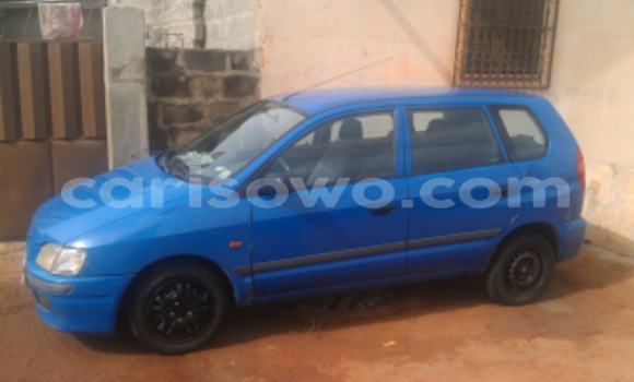 Sayi Na hannu Mitsubishi Spacestar Blue Mota in Cotonou a Benin