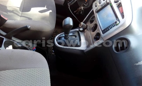 Sayi Na hannu Toyota Matrix Blue Mota in Cotonou a Benin Sayi Na hannu Toyota Matrix Blue Mota in Cotonou a Benin