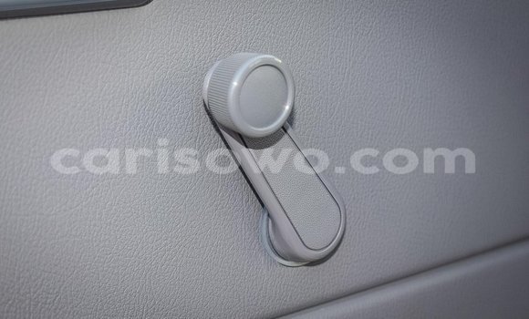 Acheter Neuf Voiture Toyota Land Cruiser Blanc à Abomey, Benin Acheter Neuf Voiture Toyota Land Cruiser Blanc à Abomey, Benin