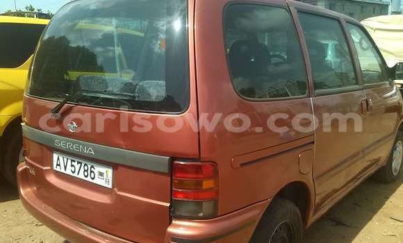 Ra Àlòkù Nissan Serena Red Ọkọ̀ in Abomey Calavi ni Benin Ra Àlòkù Nissan Serena Red Ọkọ̀ in Abomey Calavi ni Benin