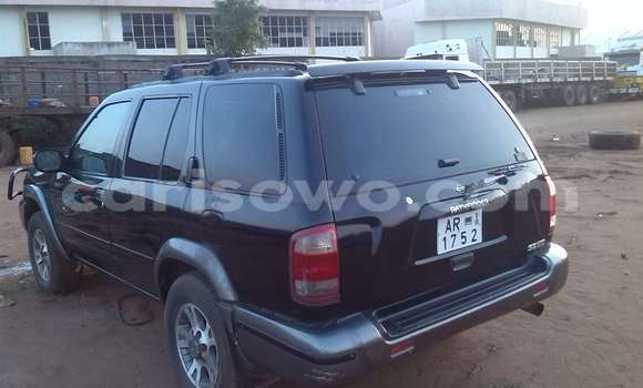 Ra Àlòkù Nissan Pathfinder Black Ọkọ̀ in Abomey Calavi ni Benin Ra Àlòkù Nissan Pathfinder Black Ọkọ̀ in Abomey Calavi ni Benin