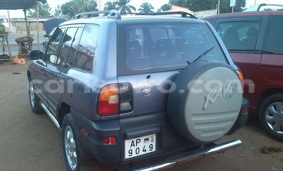 Ra Àlòkù Toyota RAV4 Alagara Ọkọ̀ in Abomey Calavi ni Benin Ra Àlòkù Toyota RAV4 Alagara Ọkọ̀ in Abomey Calavi ni Benin