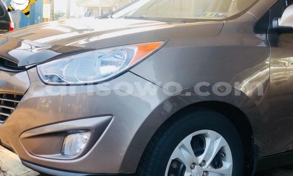 Sayi Na hannu Hyundai Tucson Brown Mota in Cotonou a Benin Sayi Na hannu Hyundai Tucson Brown Mota in Cotonou a Benin
