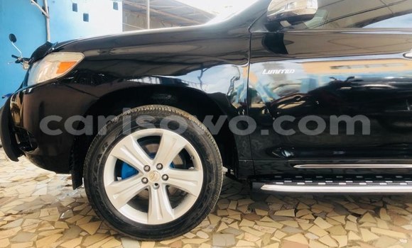 Sayi Na hannu Toyota Highlander Black Mota in Cotonou a Benin Sayi Na hannu Toyota Highlander Black Mota in Cotonou a Benin