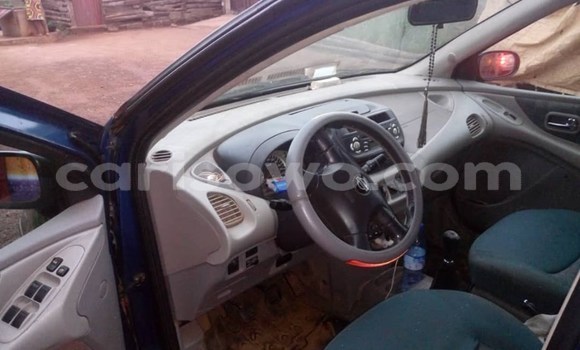 Sayi Na hannu Nissan Almera Blue Mota in Cotonou a Benin Sayi Na hannu Nissan Almera Blue Mota in Cotonou a Benin