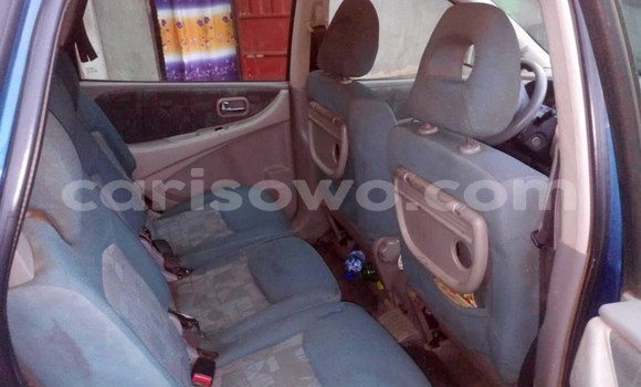 Sayi Na hannu Nissan Almera Blue Mota in Cotonou a Benin Sayi Na hannu Nissan Almera Blue Mota in Cotonou a Benin