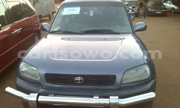 Ra Àlòkù Toyota RAV4 Alagara Ọkọ̀ in Abomey Calavi ni Benin Ra Àlòkù Toyota RAV4 Alagara Ọkọ̀ in Abomey Calavi ni Benin