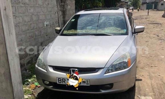 Sayi Na hannu Honda Accord Azurfa Mota in Cotonou a Benin Sayi Na hannu Honda Accord Azurfa Mota in Cotonou a Benin