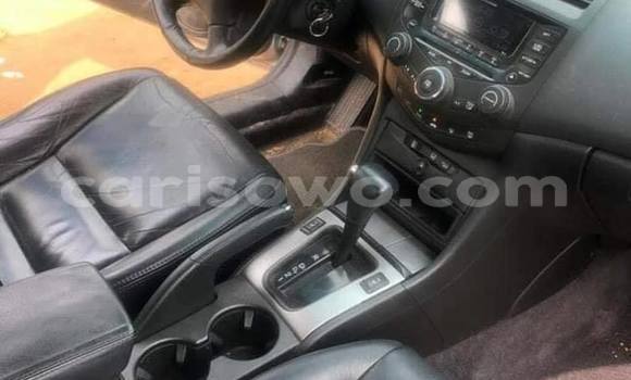 Sayi Na hannu Honda Accord Azurfa Mota in Cotonou a Benin Sayi Na hannu Honda Accord Azurfa Mota in Cotonou a Benin