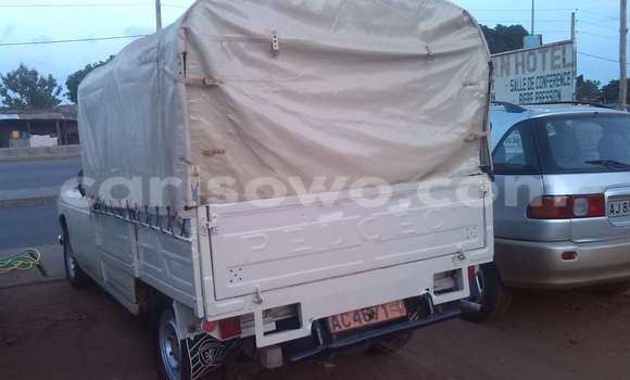 Ra Àlòkù Peugeot 308 Alagara Ọkọ̀ in Abomey Calavi ni Benin Ra Àlòkù Peugeot 308 Alagara Ọkọ̀ in Abomey Calavi ni Benin