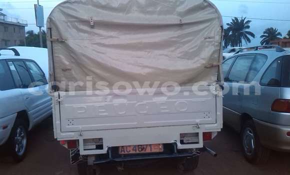 Ra Àlòkù Peugeot 308 Alagara Ọkọ̀ in Abomey Calavi ni Benin Ra Àlòkù Peugeot 308 Alagara Ọkọ̀ in Abomey Calavi ni Benin